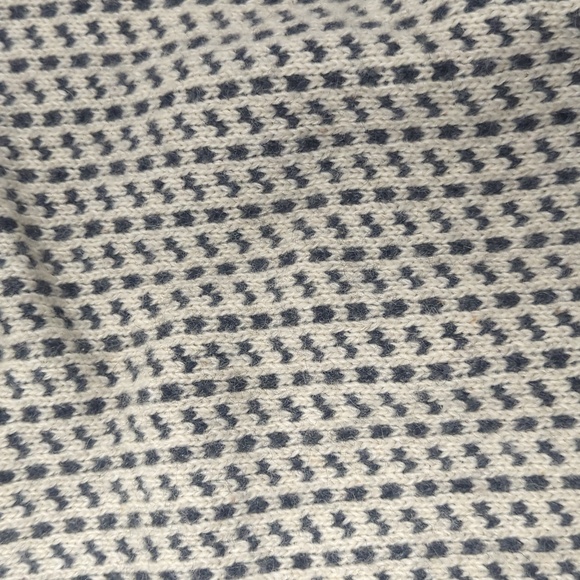 L.L.Bean wool sweater - Picture 4 of 4